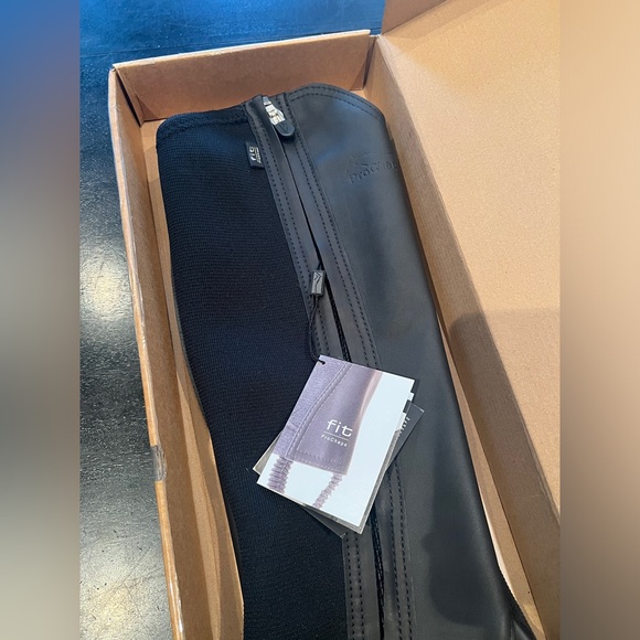 NWT* ProChaps The Fit half chaps black 18” length, XL Calf (see size chart) - Picture 3 of 16